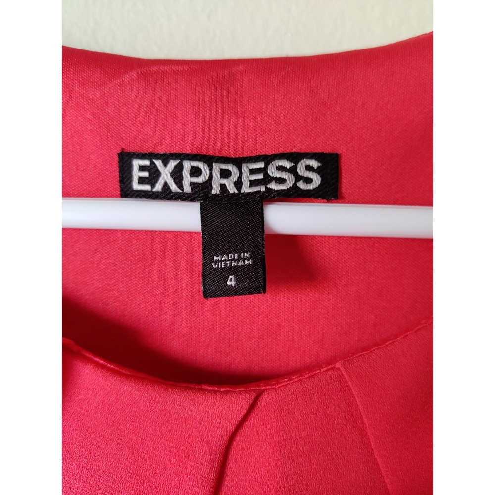 EXPRESS Dress Coral Peach Fit Flare Sleeveless Pleated Keyhole Sz 4 Side Zipper - Picture 5 of 7